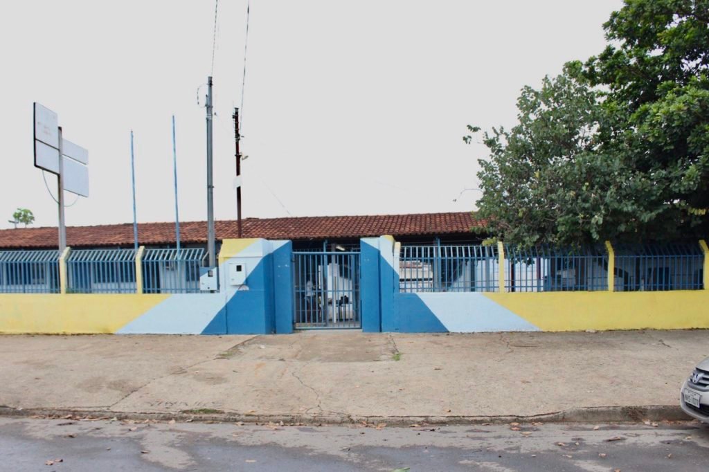 Projeto beneficente quer arrecadar recursos para construir pista de caminhada ao redor do Colégio Estadual Pedro Neca em Aparecida