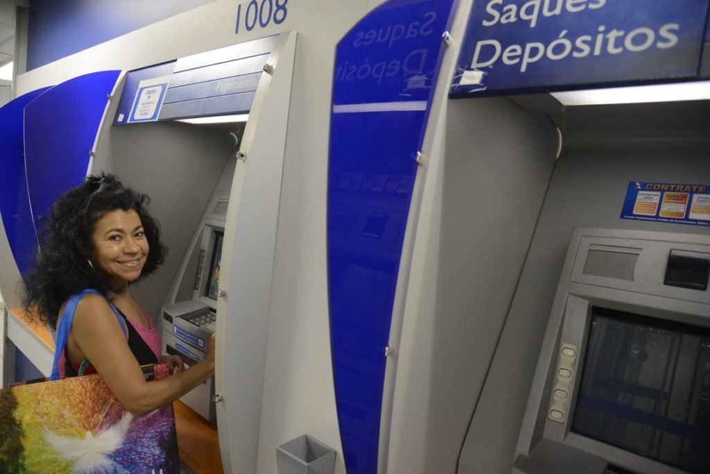 Sancionada Lei que aumenta limite de saque imediato do FGTS