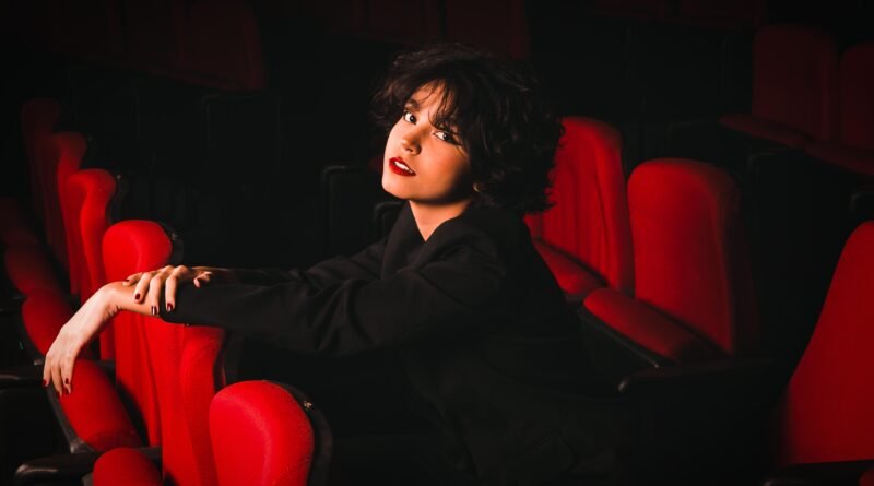 Terça no Teatro apresenta Mariana Froes