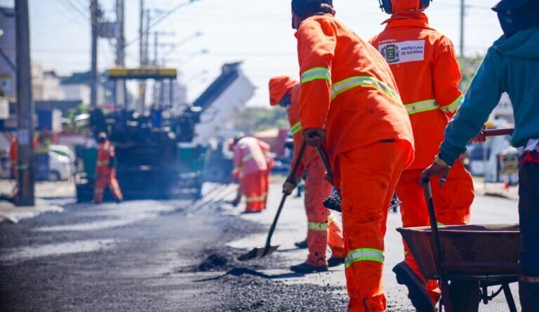 Projeto de reconstrução asfáltica, 630 chega a cinco bairros de Goiânia