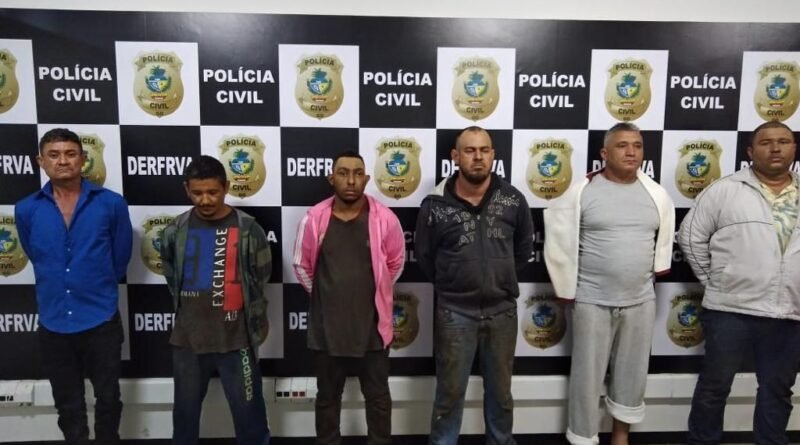 Polícia Civil descobre desmanche clandestino de caminhão e prende grupo em flagrante