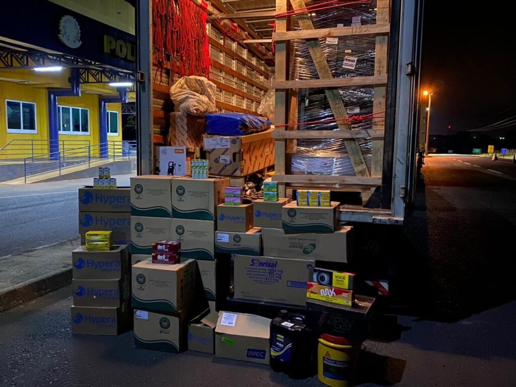 Medicamentos transportados sem nota fiscal e de forma irregular são apreendidos pela PRF em Itumbiara