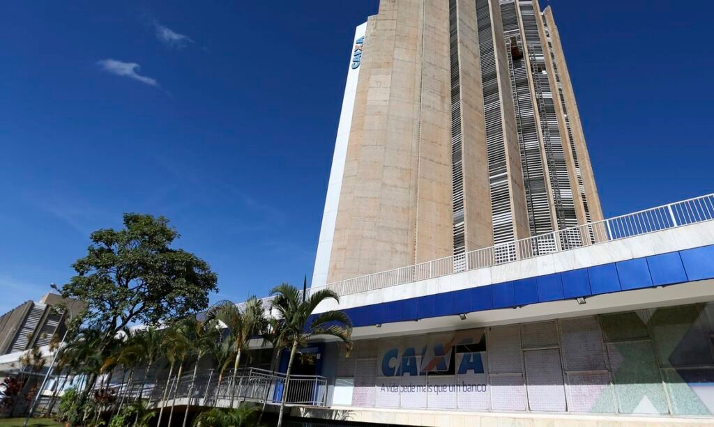 Caixa suspende crédito consignado para beneficiários do Bolsa Família