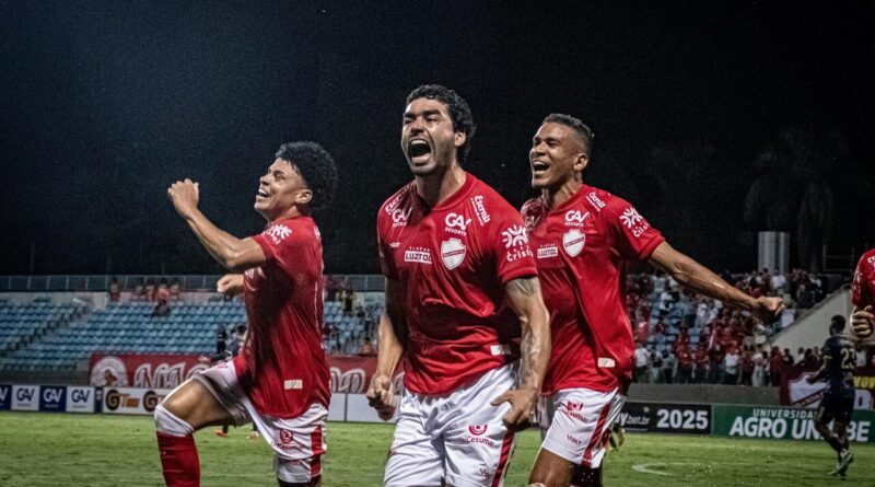 VITÓRIA COLORADA: VILA NOVA X APARECIDENSE